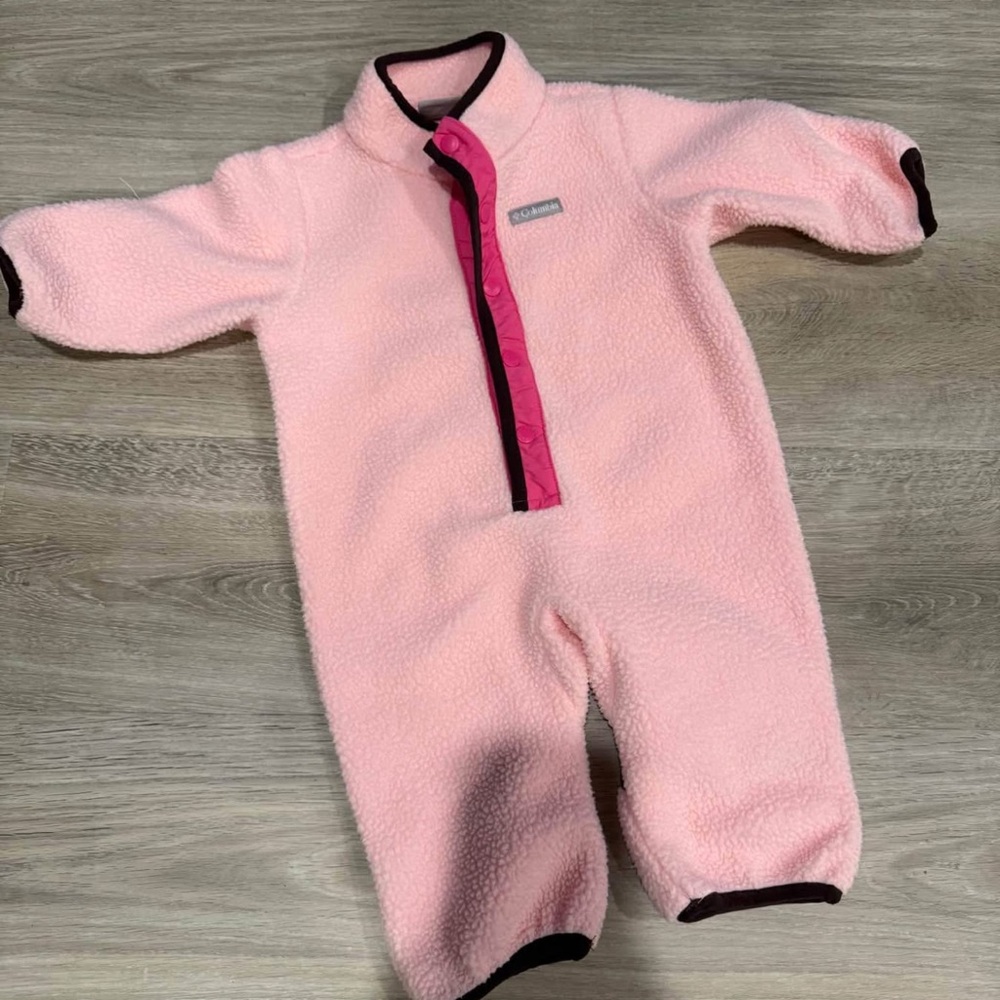 Columbia helvetia bunting suit 3-6 months